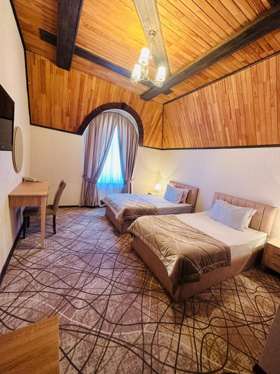 Cinema Boutique Hotel Ganja Bagian luar foto
